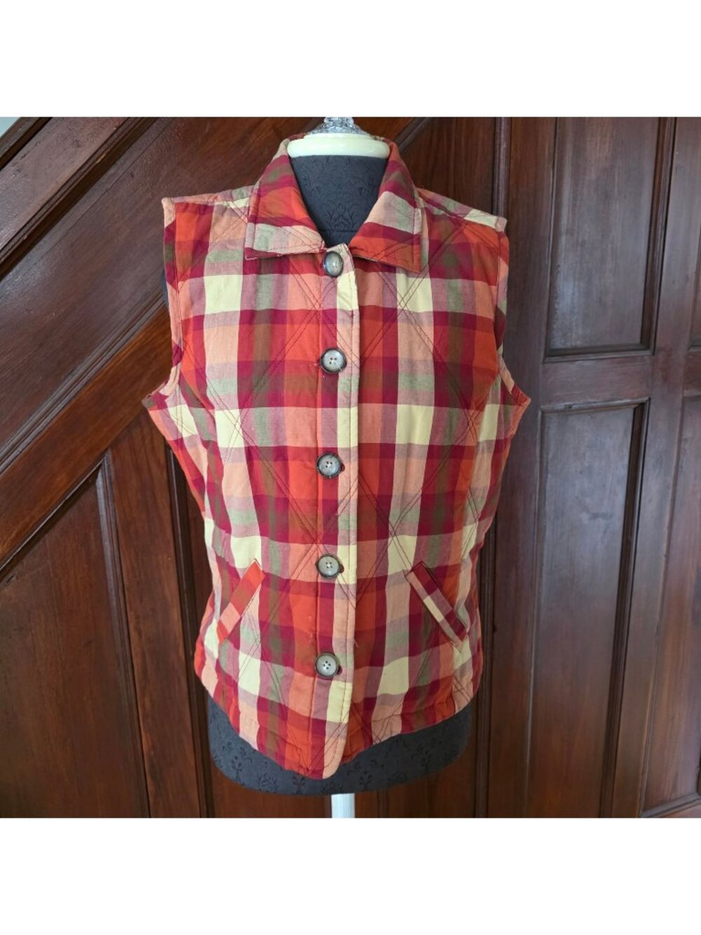 Christopher & Banks Plaid Quilted Vest Button Front Size M Fall Layering Piece